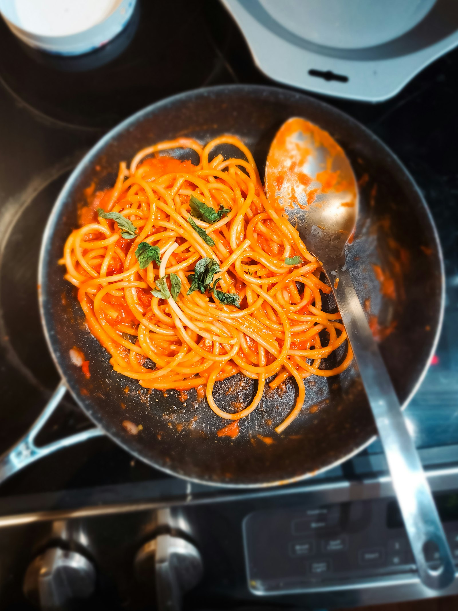 Tagliatelles tomate & basilic frais